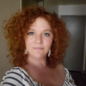 Meet your Posher, Leslee